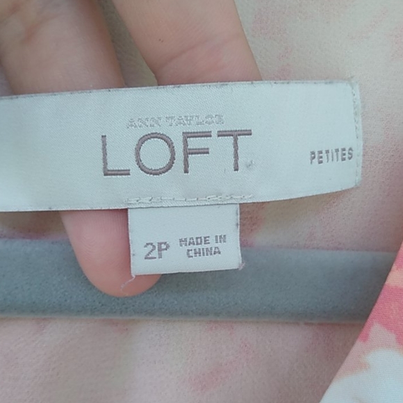 Loft Dress - Picture 4 of 5